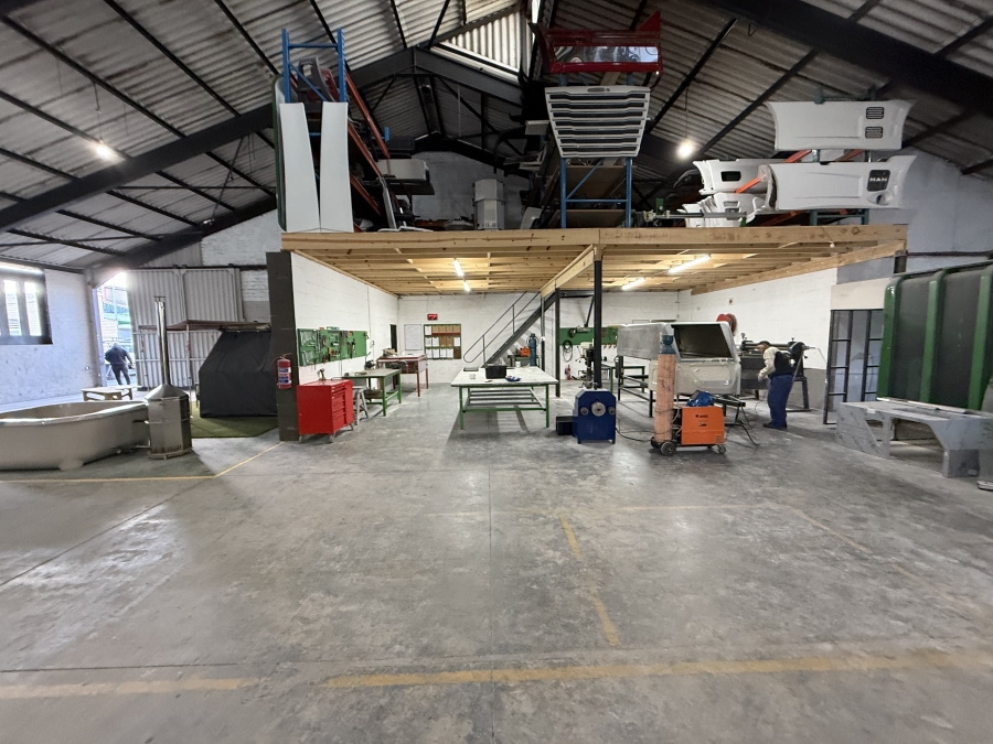 To Let commercial Property for Rent in Triangle Farm Western Cape
